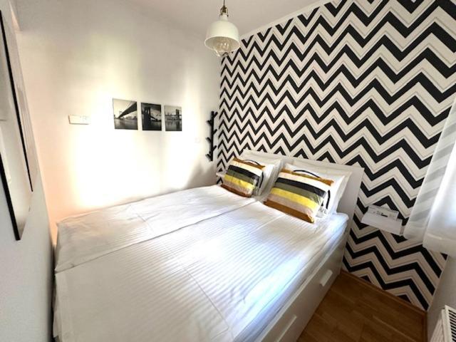 Peony Kaldy Apartman Free Garage Under The House Будапеща Екстериор снимка